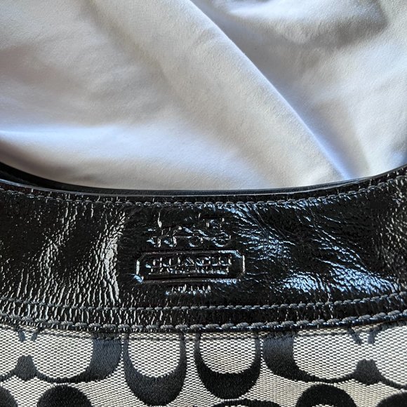 Coach Monogram and Patent Leather Hobo Shoulder Bag - Picture 3 of 7